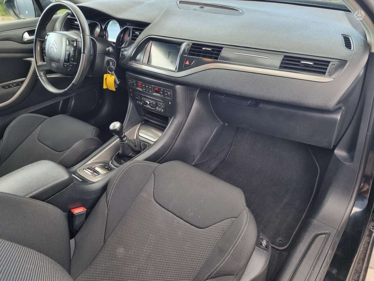 Citroen C5 2013 — photo 25