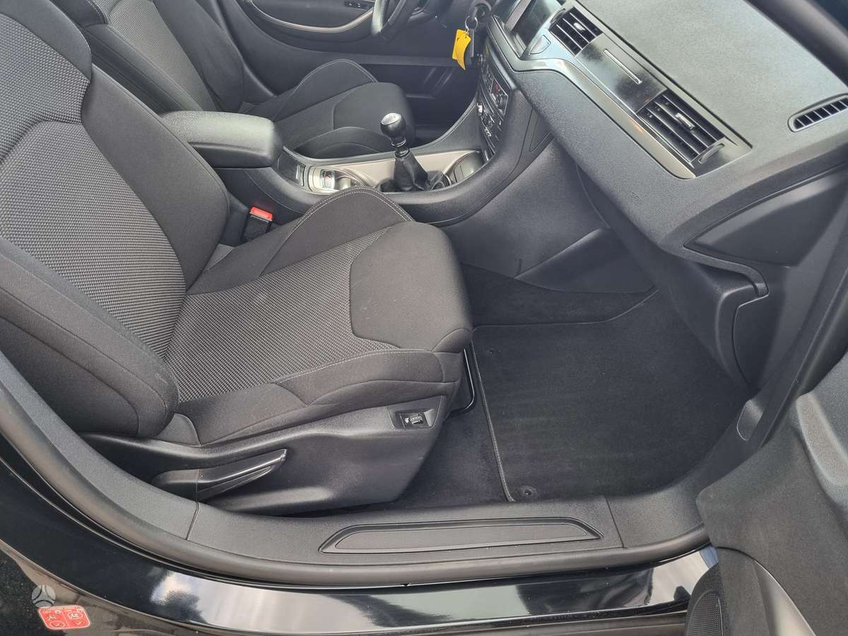 Citroen C5 2013 — photo 26