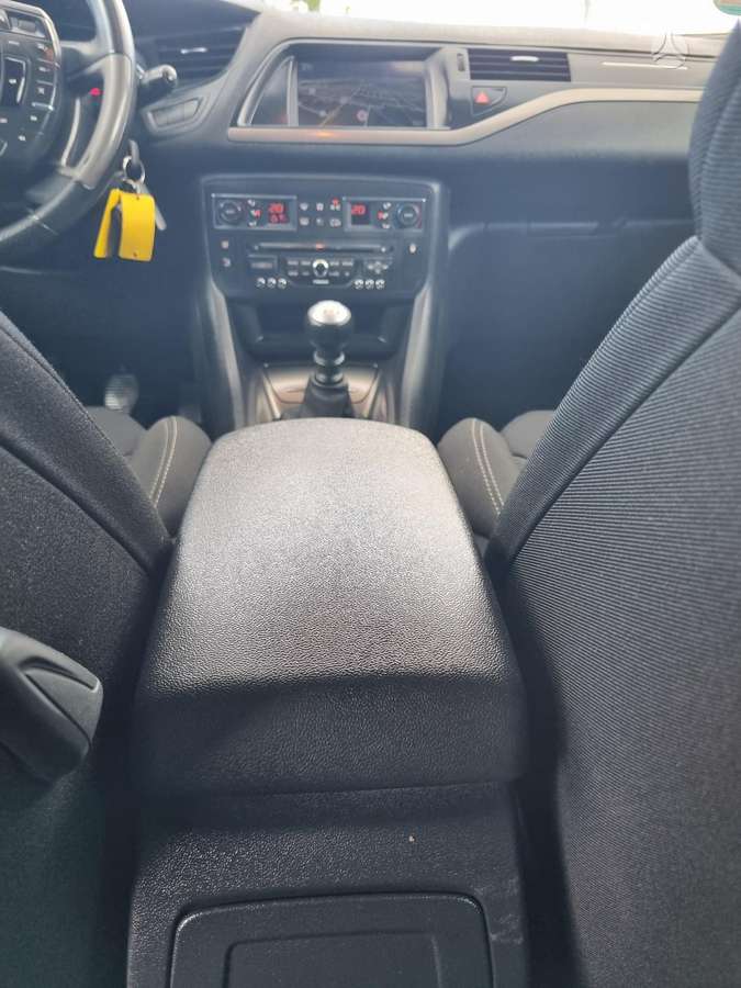 Citroen C5 2013 — photo 29