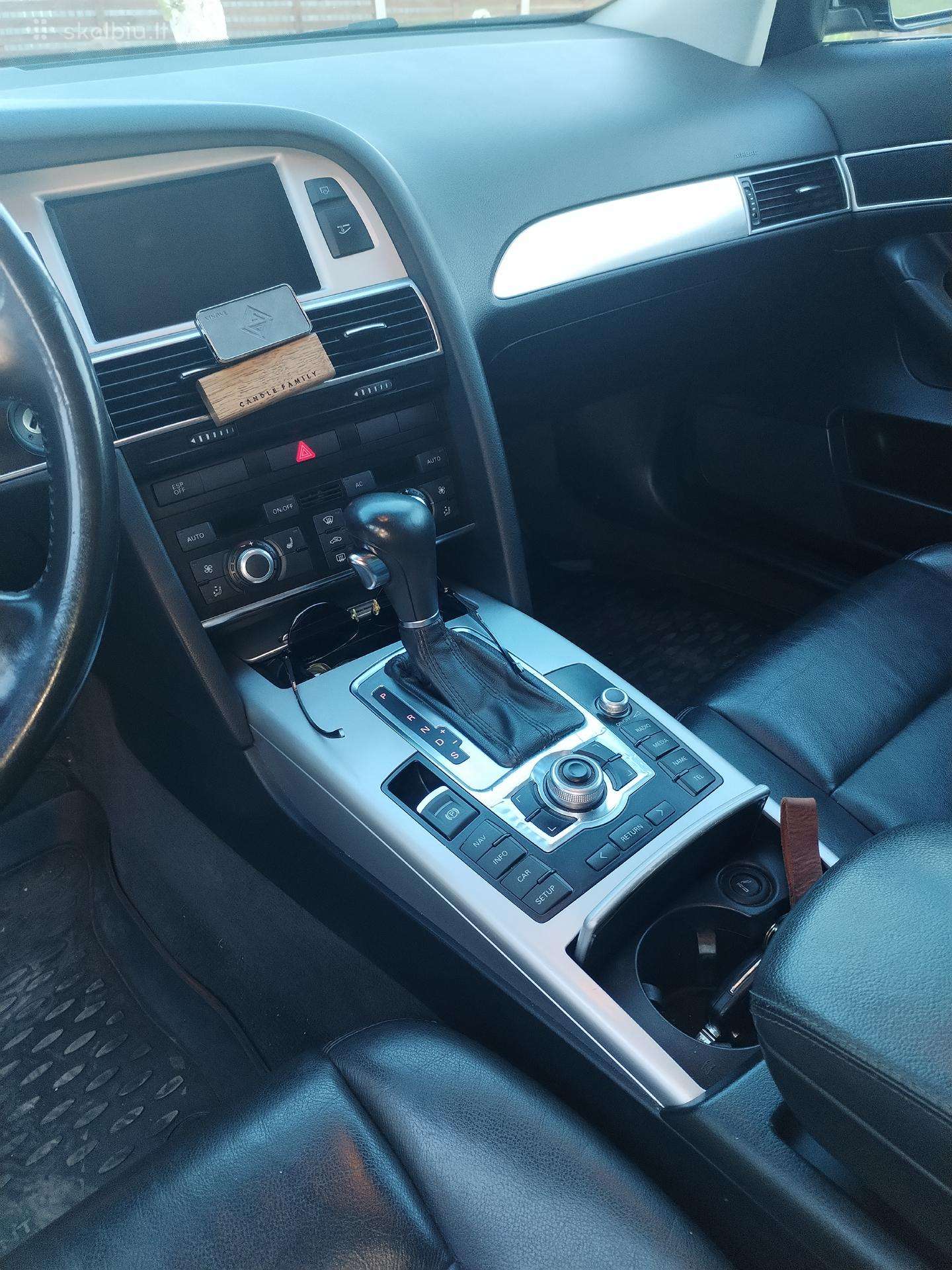 Audi A6 2010 — двигун 2000 cm³, 136 HP (100kW)