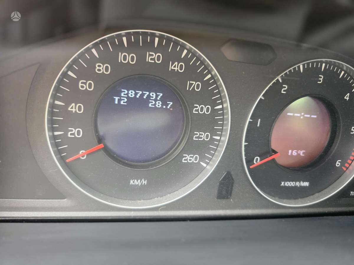 Volvo XC70 2008 — photo 15
