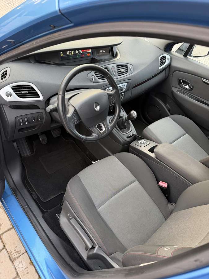 Renault Scenic 2013 — фото 10