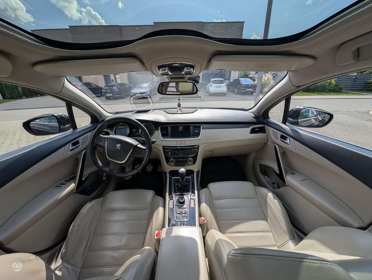 Peugeot 508 2012 — photo 8