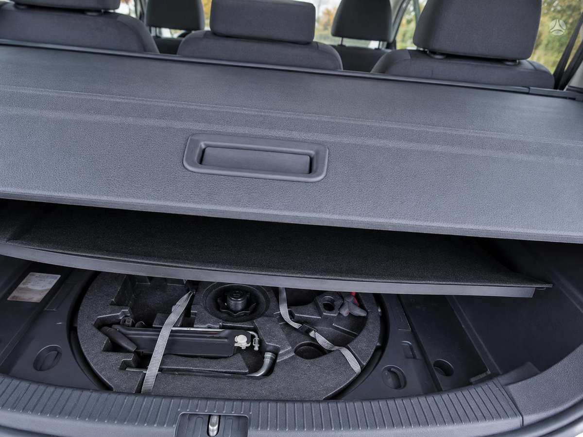 Volkswagen Touran 2006 — photo 15