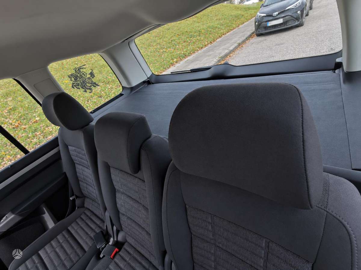 Volkswagen Touran 2006 — photo 21