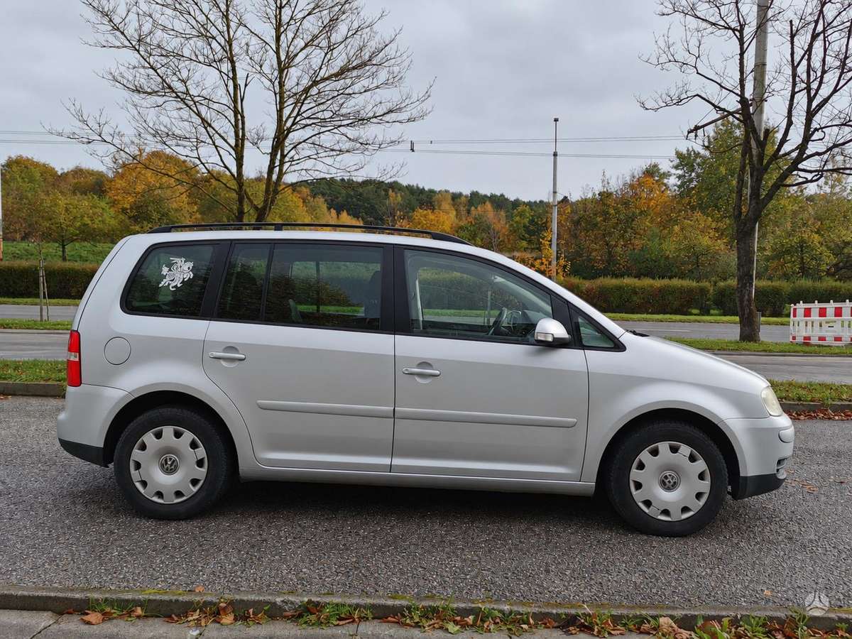 Volkswagen Touran 2006 — photo 7