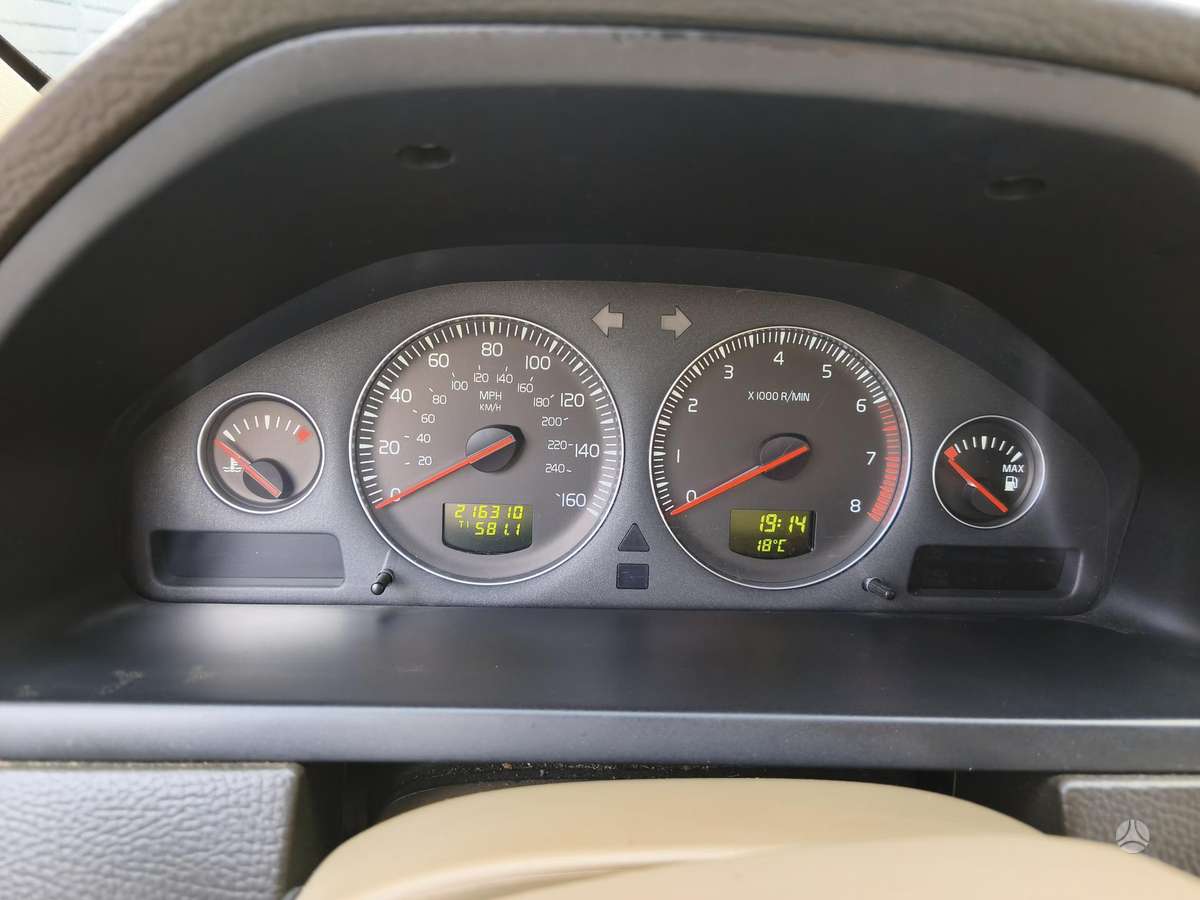 Volvo XC90 2007 — photo 6