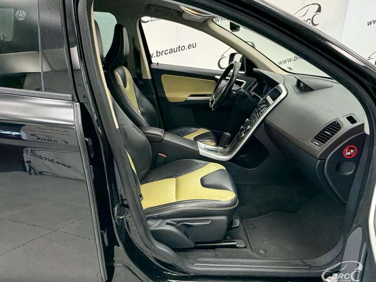 Volvo XC60 2011 — photo 5