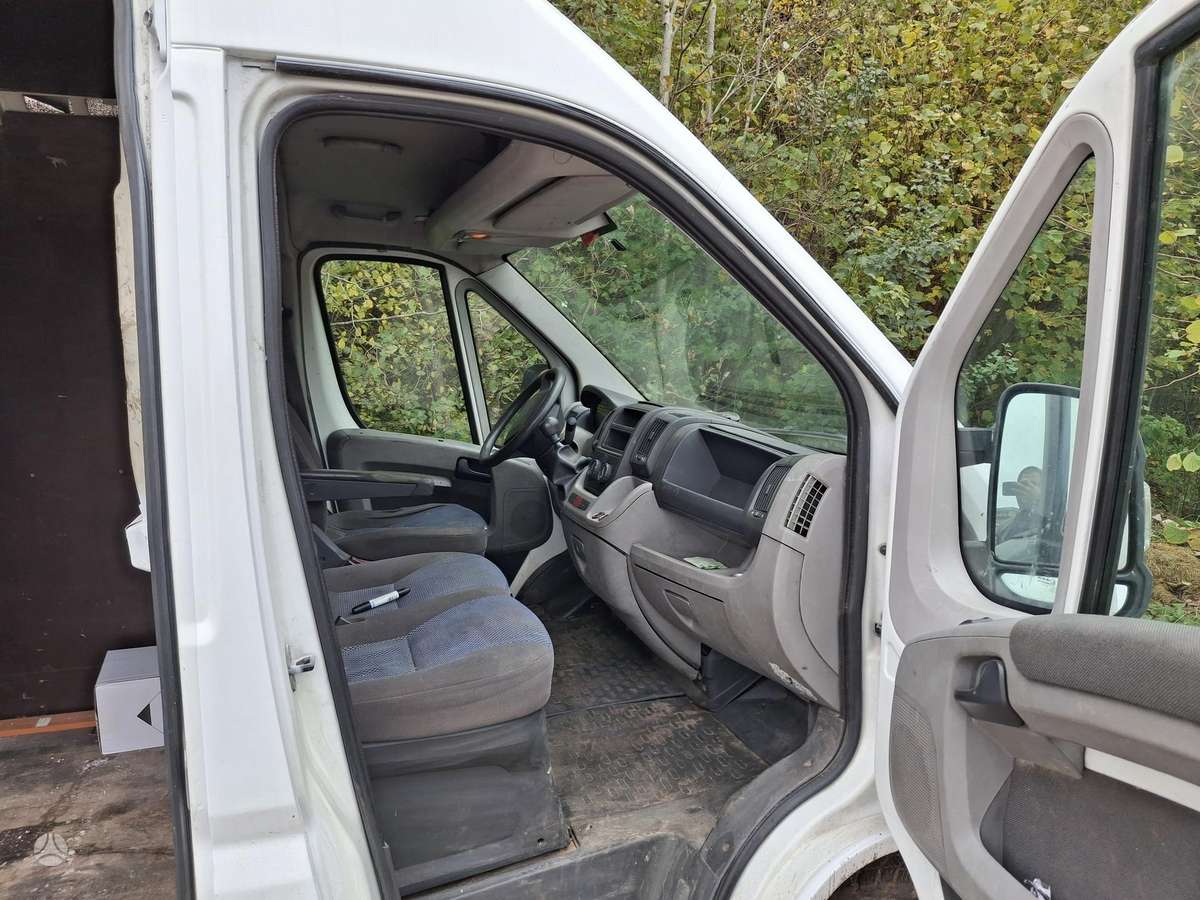 Peugeot Boxer 2009 — photo 7