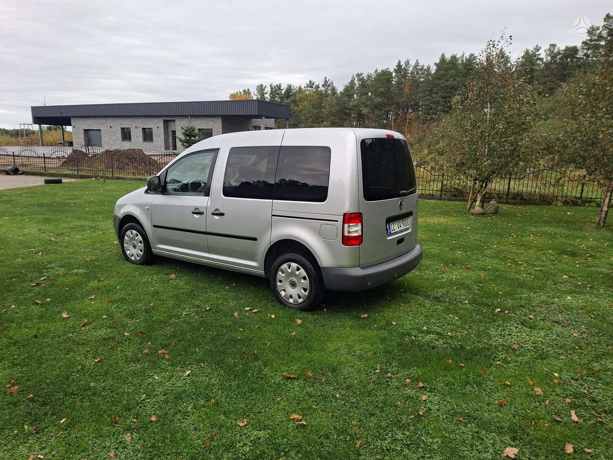 Volkswagen Caddy 2009 — двигун 1900 cm³