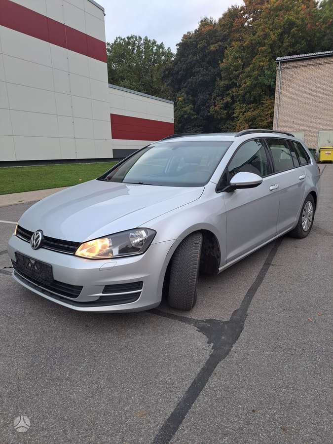 Volkswagen Golf 2014 — interior