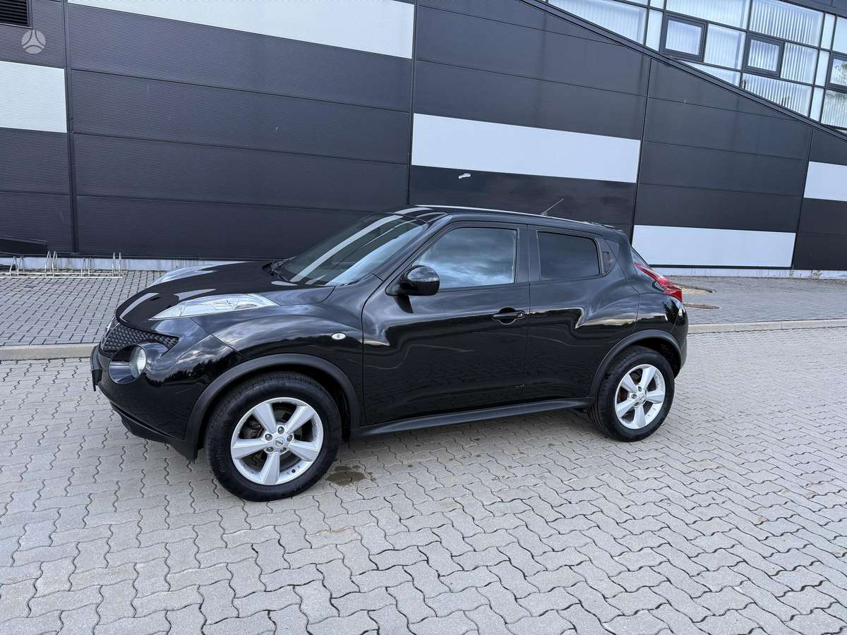 Nissan Juke 2011 — двигун 1461 cm³, 110 HP (81kW)
