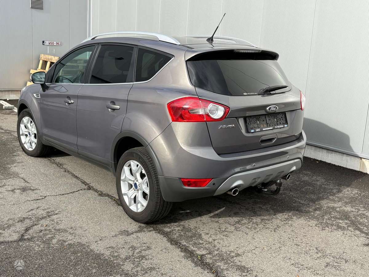 Ford Kuga 2012 — фото 15
