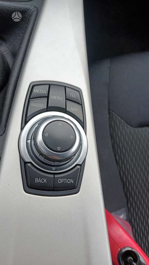 BMW 320 2014 — photo 12