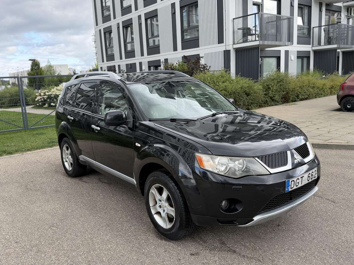 Mitsubishi Outlander 2008 — vehicle for AFU Ukraine
