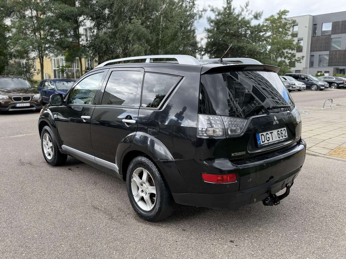 Mitsubishi Outlander 2008 — photo 5