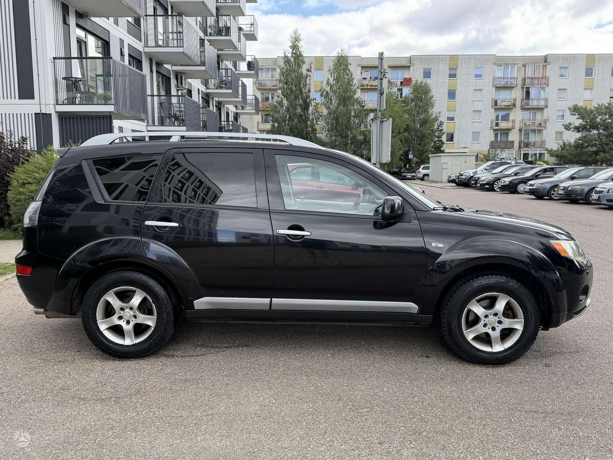 Mitsubishi Outlander 2008 — photo 8