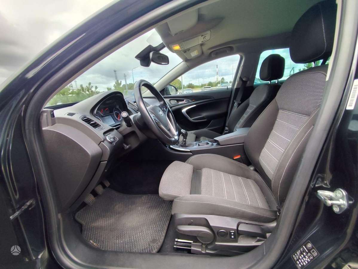 Opel Insignia 2015 — photo 10