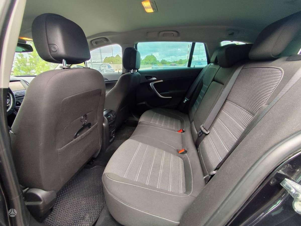 Opel Insignia 2015 — photo 17