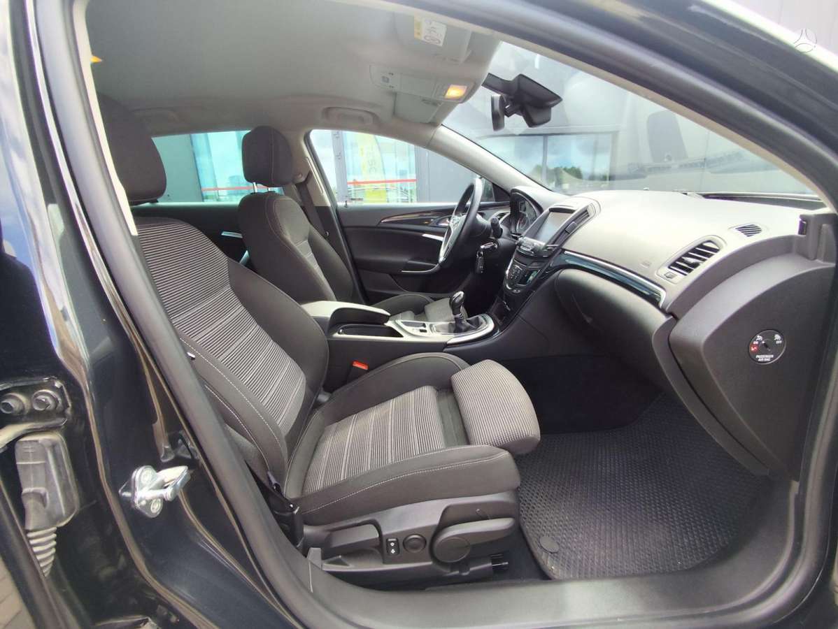 Opel Insignia 2015 — photo 21