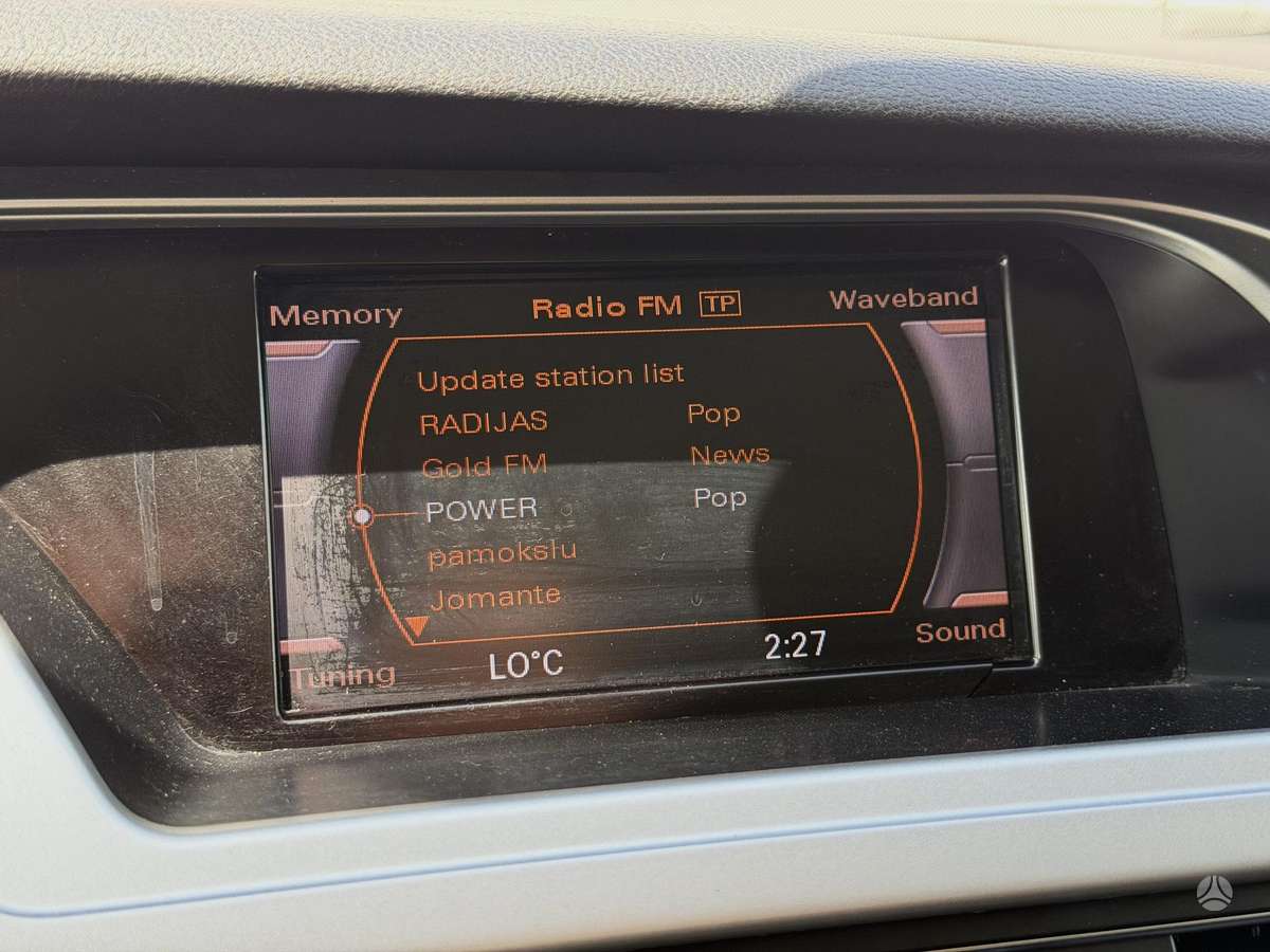 Audi A4 2009 — photo 19