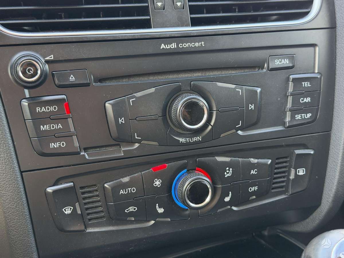 Audi A4 2009 — photo 20