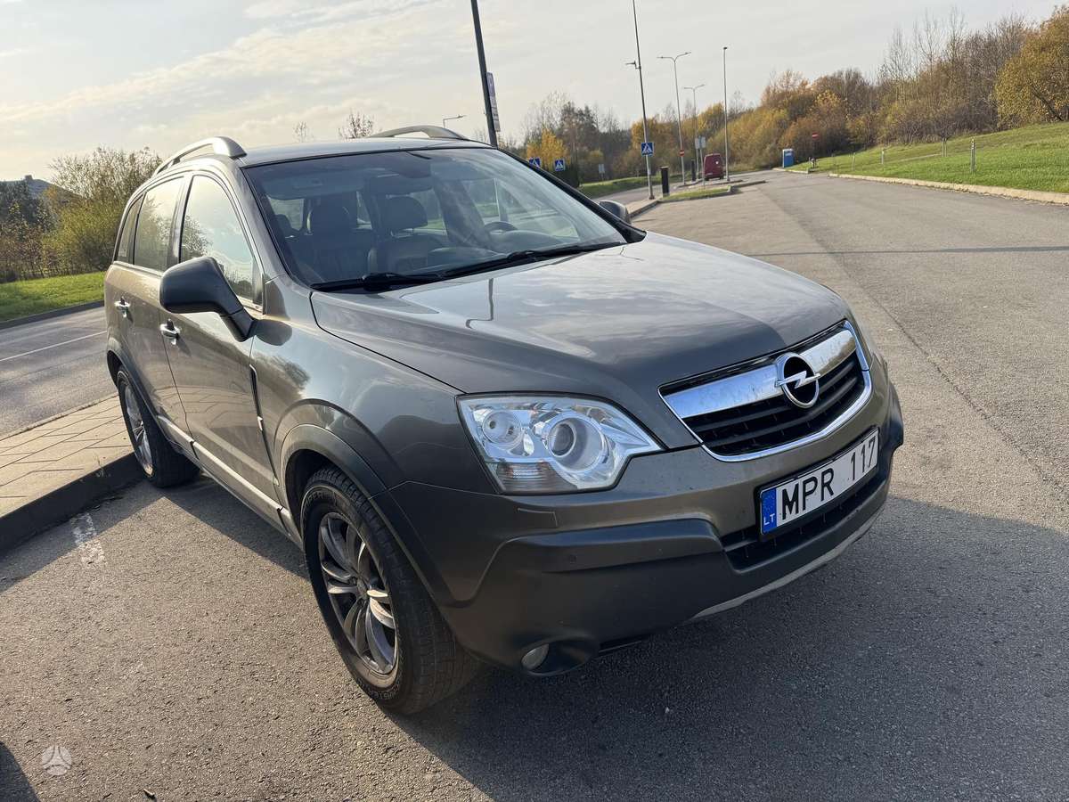 Opel Antara 2008 — вигляд ззаду