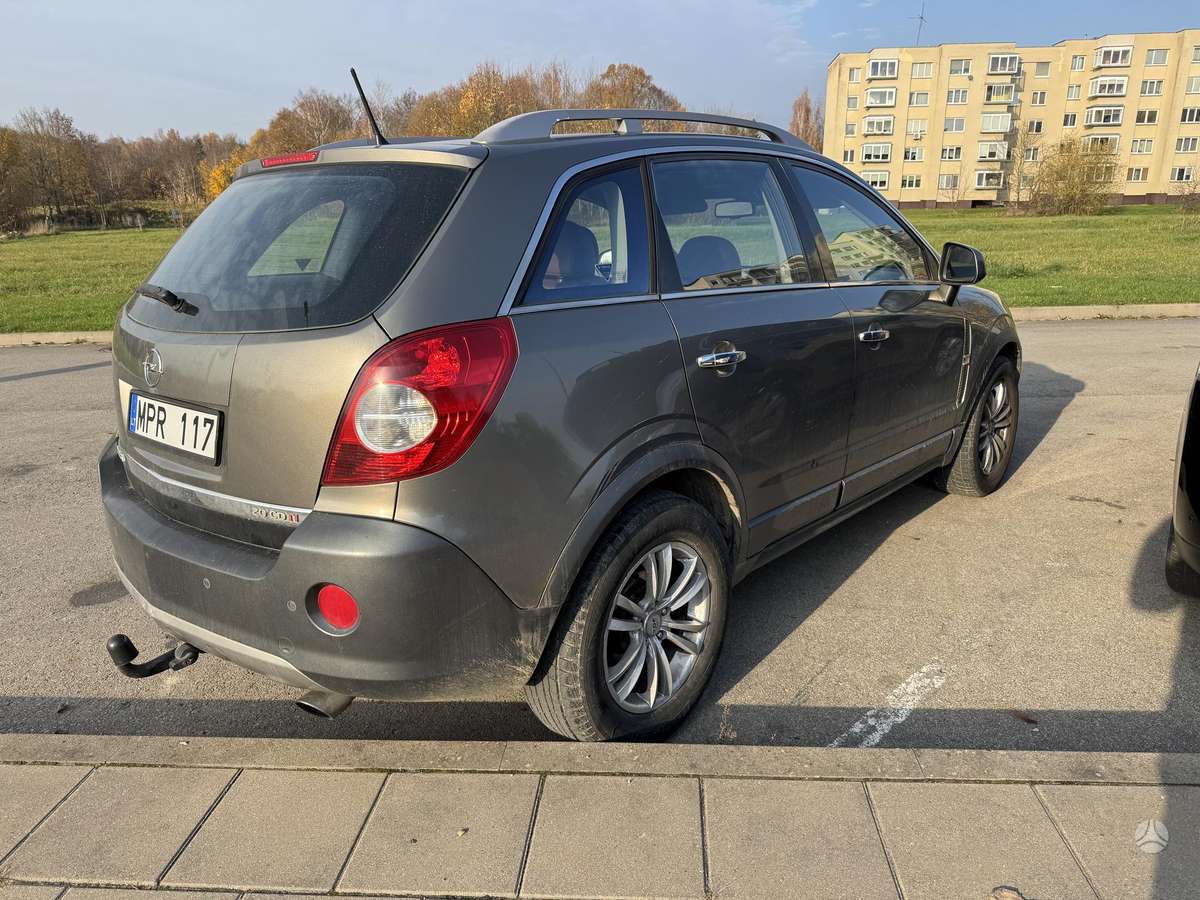 Opel Antara 2008 — салон