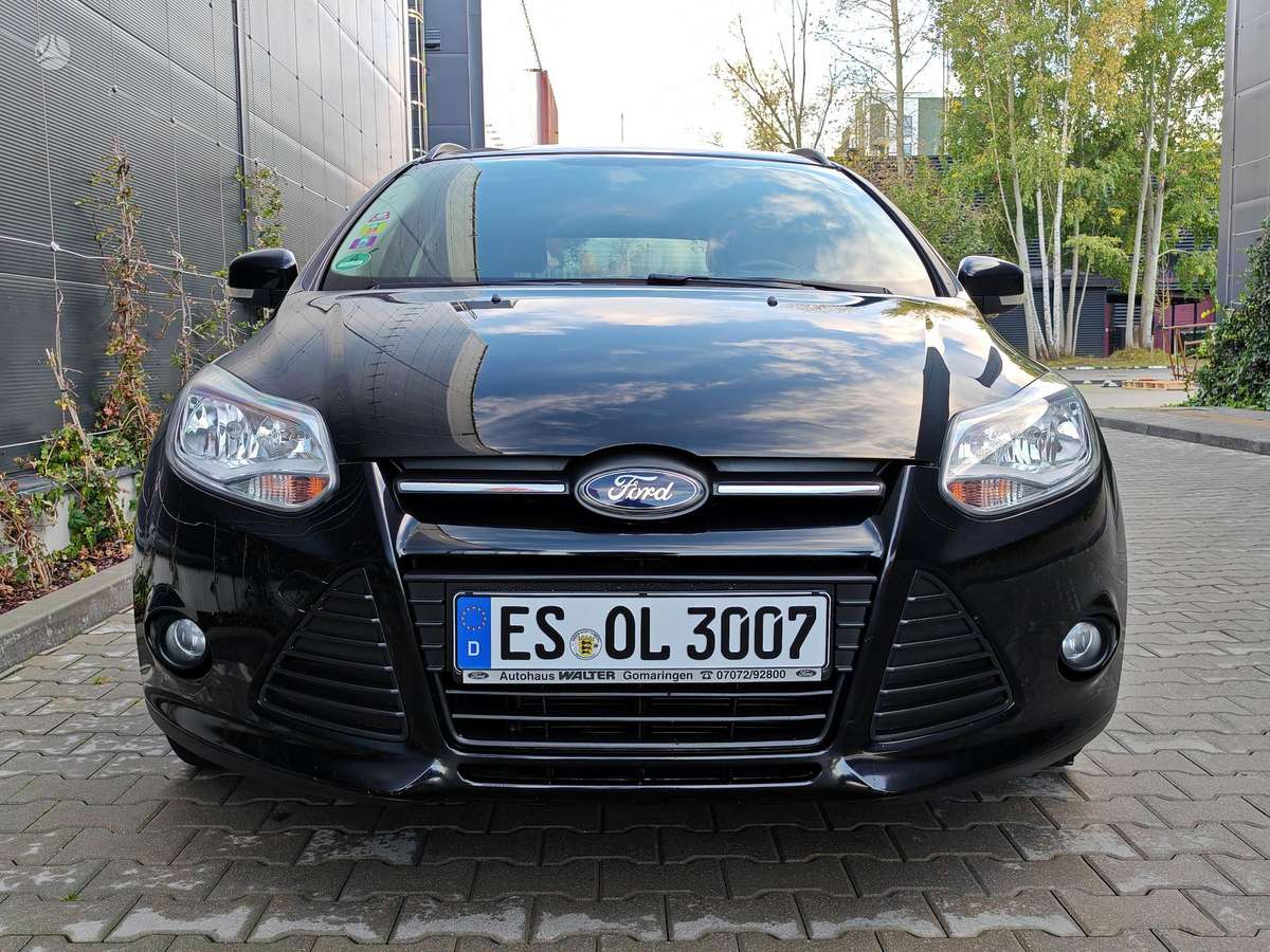 Ford Focus 2014 — photo 10