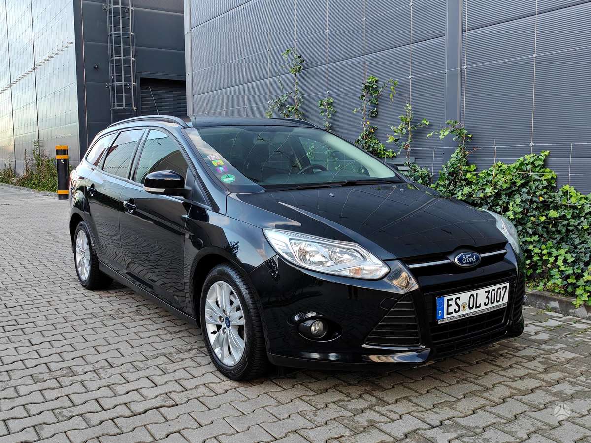 Ford Focus 2014 — photo 11