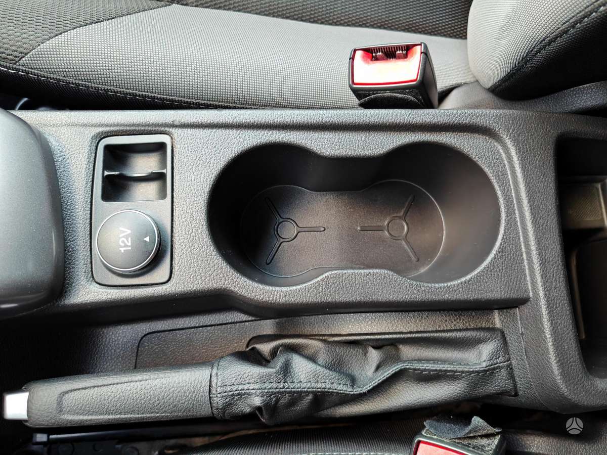 Ford Focus 2014 — photo 30