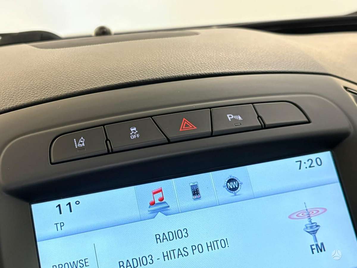 Opel Insignia 2015 — photo 12
