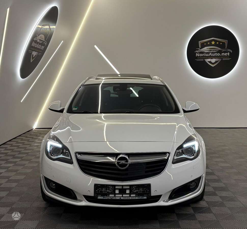 Opel Insignia 2015 — photo 17