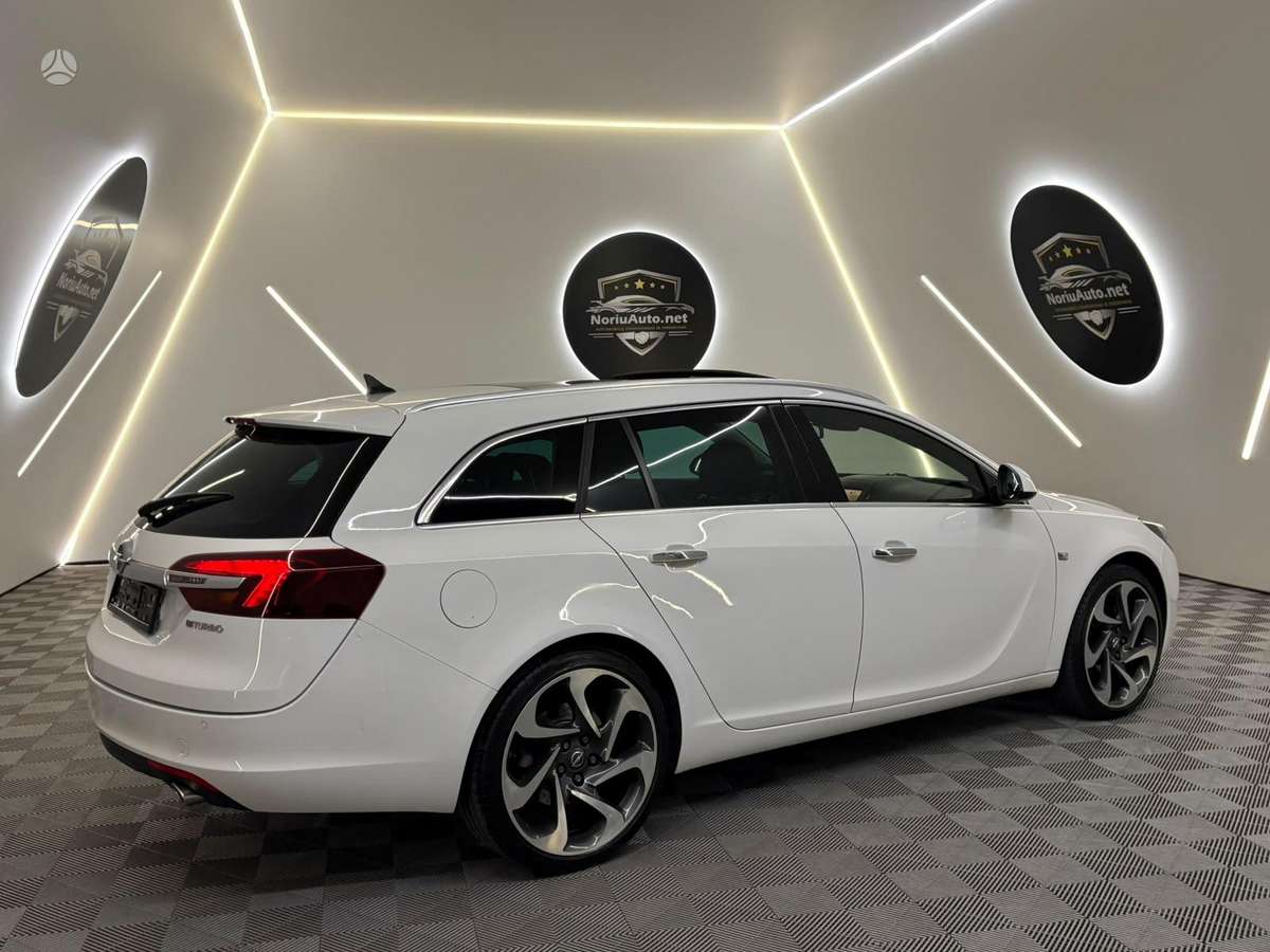 Opel Insignia 2015 — photo 18