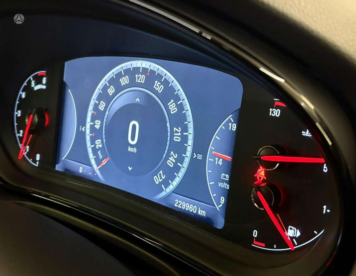 Opel Insignia 2015 — photo 19