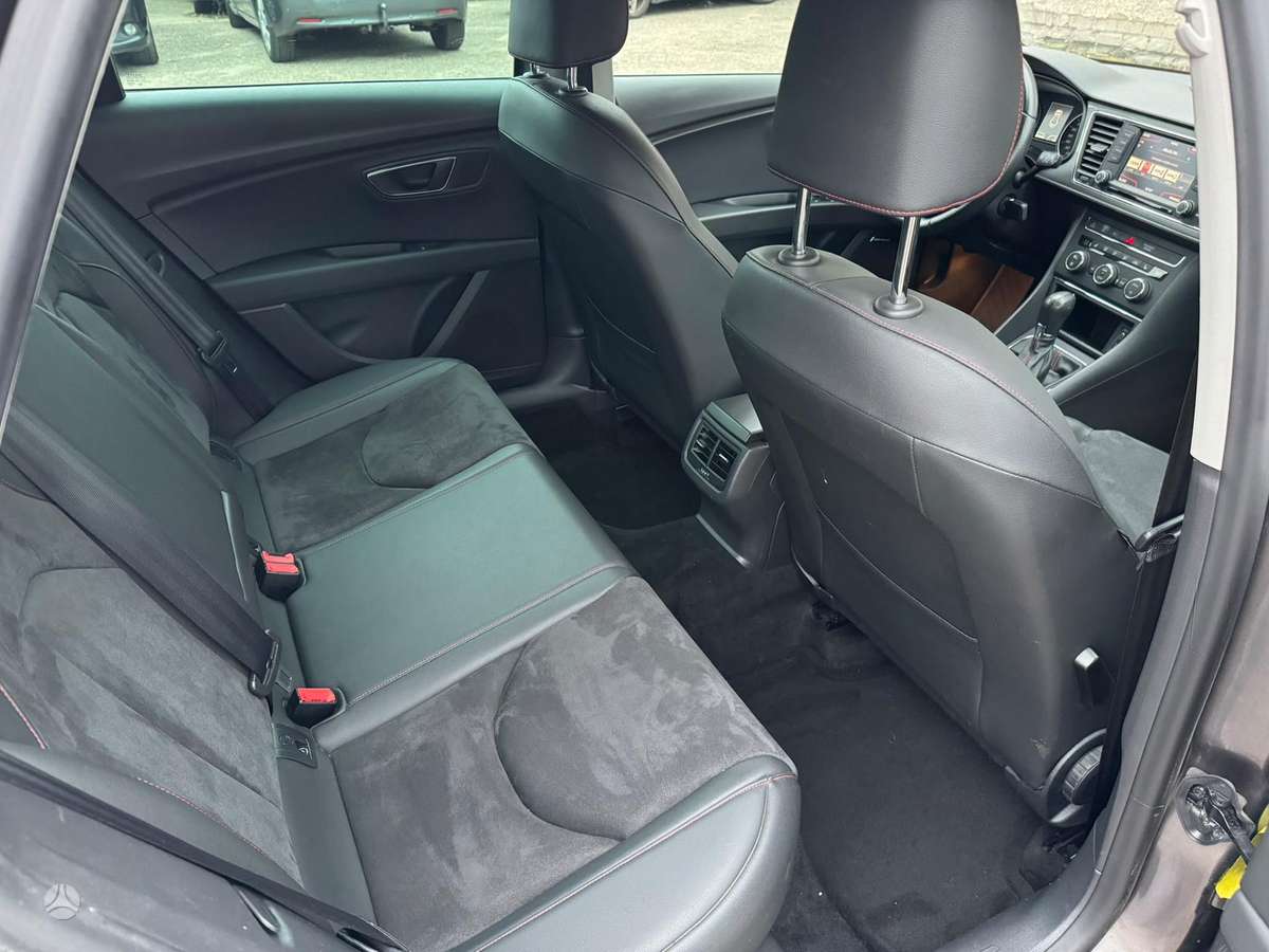 Seat Leon 2015 — photo 18