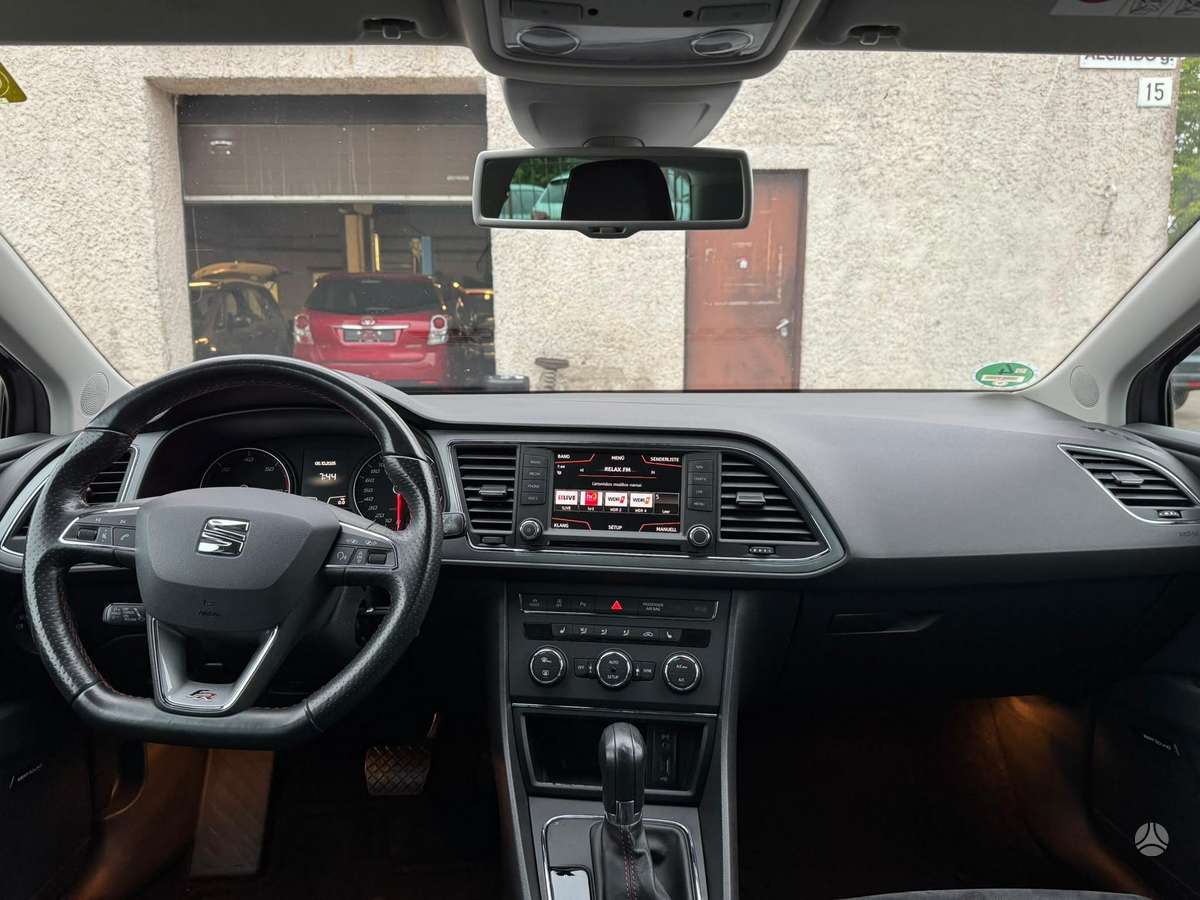 Seat Leon 2015 — photo 8