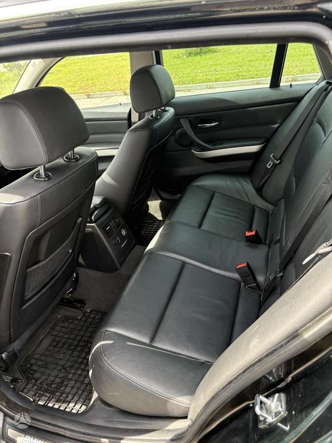 BMW 325 2008 — photo 13