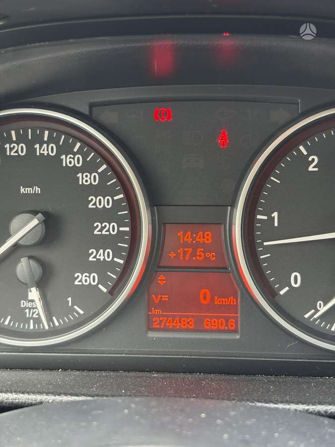 BMW 325 2008 — photo 16