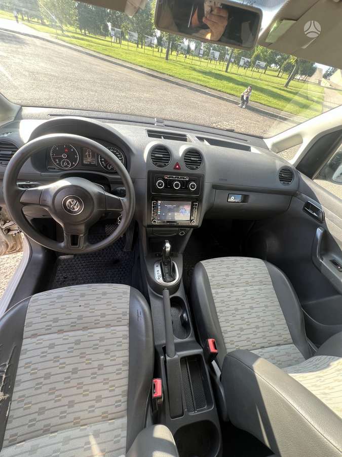 Volkswagen Caddy 2013 — photo 10