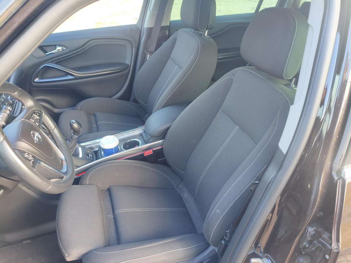 Opel Zafira 2014 — двигун 1598 cm³, 136 HP (100kW)