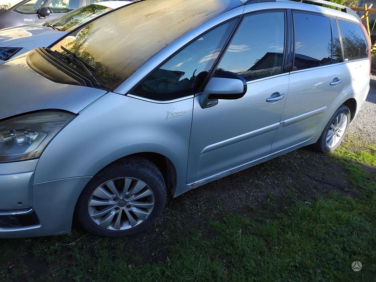 Citroen C4 2007 — вигляд ззаду