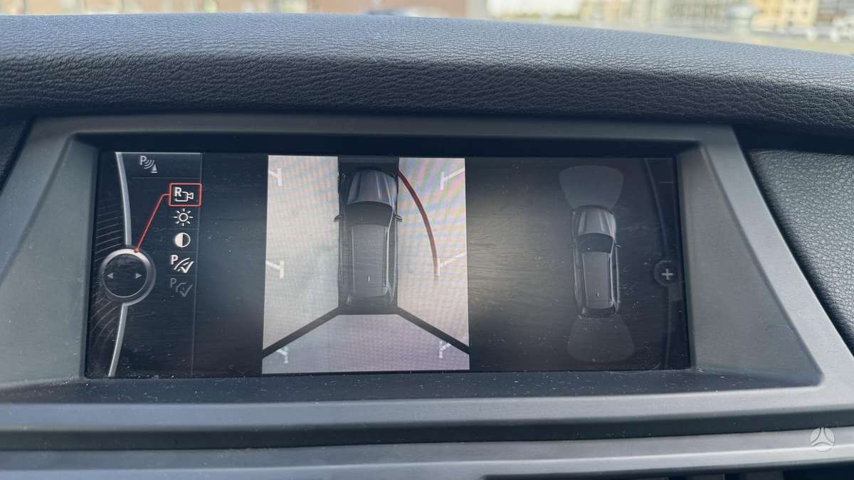 BMW X5 2011 — photo 13