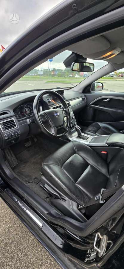 Volvo V70 2014 — photo 17