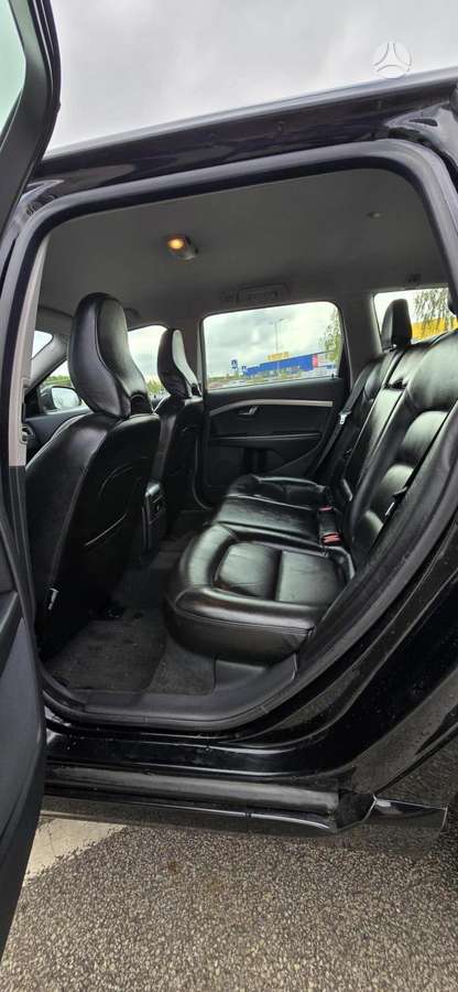 Volvo V70 2014 — photo 18