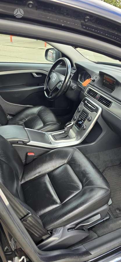 Volvo V70 2014 — photo 20