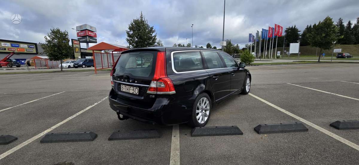 Volvo V70 2014 — photo 8