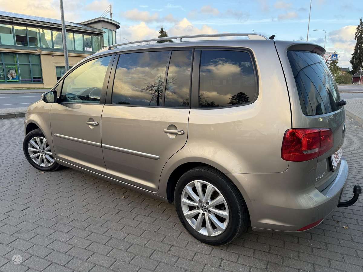 Volkswagen Touran 2013 — photo 5