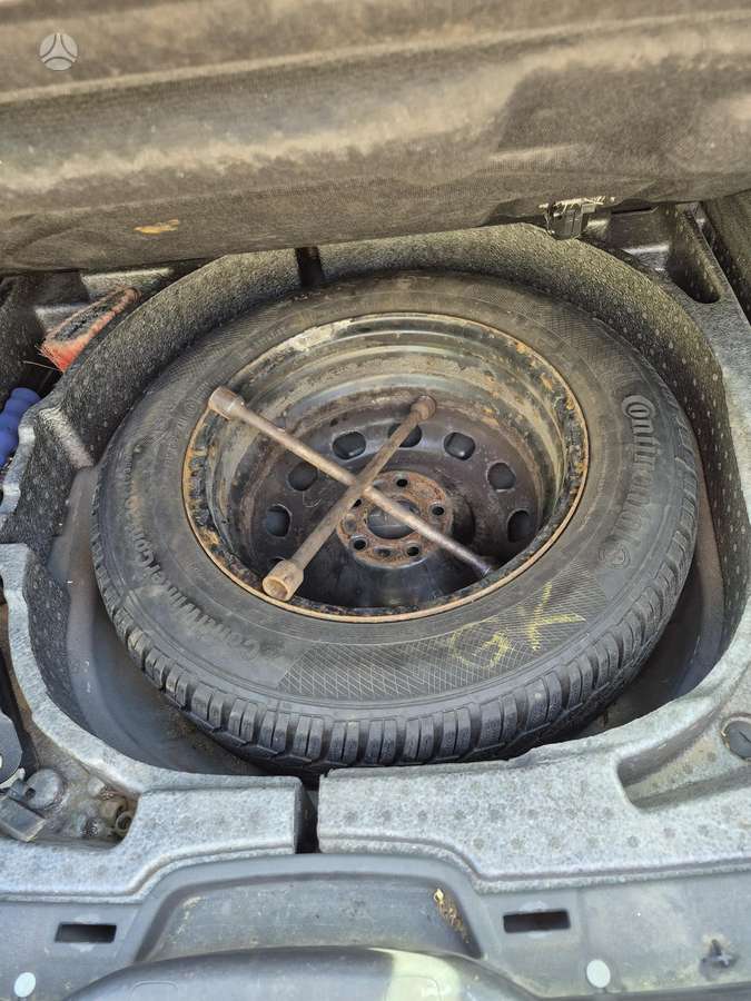 Volvo V50 2006 — photo 15