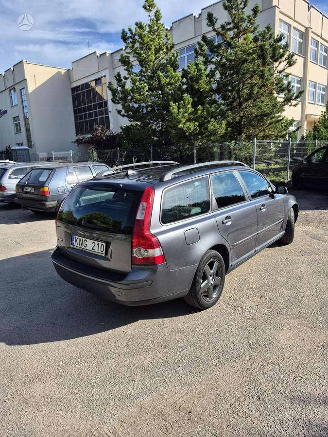 Volvo V50 2006 — photo 7